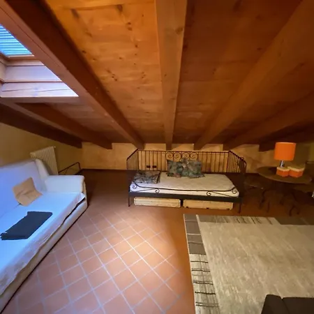 Ferienvilla Mit Gemeinschaftlichem Pool Und Grill Ferienhaus Pacengo Di Lazise